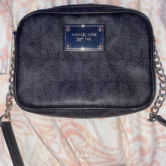 Black Michael kors wallet